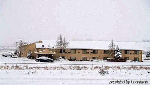 Super 8 By Wyndham Craig Hotel Екстериор снимка